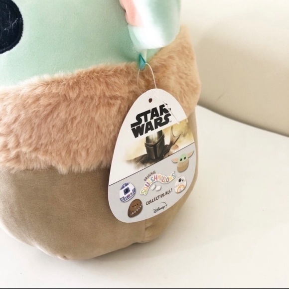 LIMITED EDITION BABY YODA 10” SQUISHMALLOW… - Picture 3 of 9